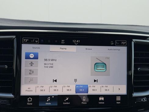 New 2026 Chrysler Pacifica Select image 21