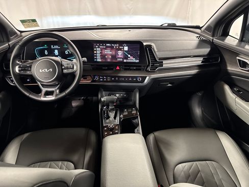 Certified 2023 Kia Sportage X-Line w/ X-Line Premium Package AWD/4WD image 4