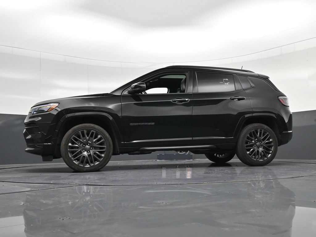 Used 2024 Jeep Compass Limited w/ High Altitude Package AWD/4WD image 37