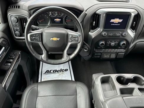 Used 2022 Chevrolet Silverado 2500 LTZ w/ Z71 Off-Road Package image 16