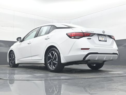 Certified 2025 Nissan Sentra SV w/ All-Weather Package FWD image 27