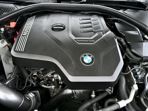 Used 2020 BMW 330i Sedan w/ M Sport Package image 19