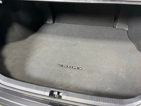 Used 2022 Toyota Camry LE image 29