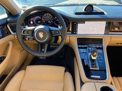 Used 2023 Porsche Panamera 4S image 14
