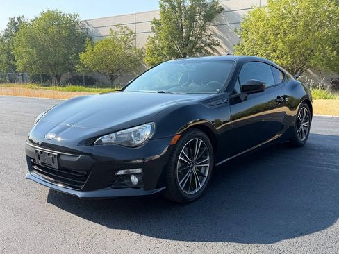 Used 2016 Subaru BRZ Limited w/ Popular Package #4 RWD image 5