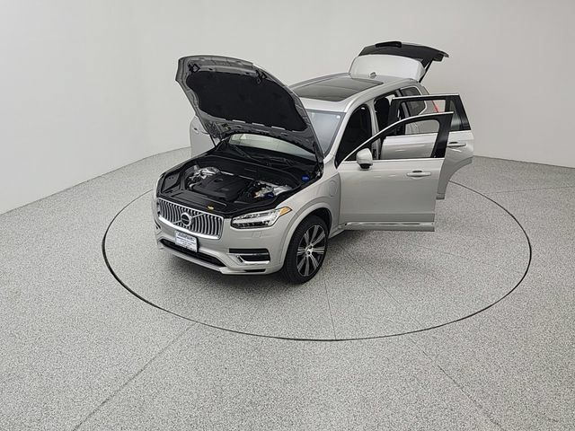 Certified 2025 Volvo XC90 T8 Plus w/ Protection Package Premier AWD/4WD image 21