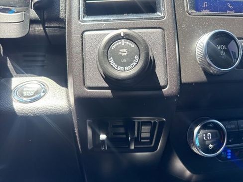Used 2021 Ford Expedition Limited AWD/4WD image 17