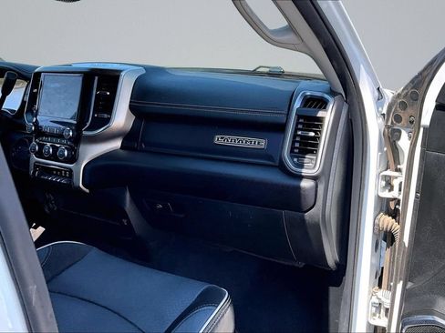Used 2024 RAM 2500 Laramie w/ Safety Group AWD/4WD image 13