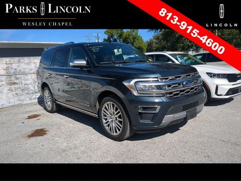 Used 2023 Ford Expedition Platinum RWD image 1