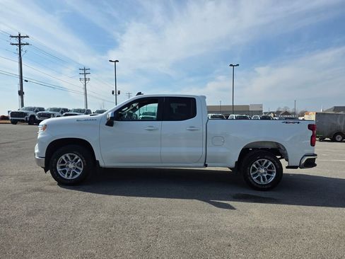 Used 2023 Chevrolet Silverado 1500 LT image 4
