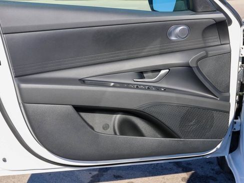 New 2025 Hyundai Sonata SE image 7