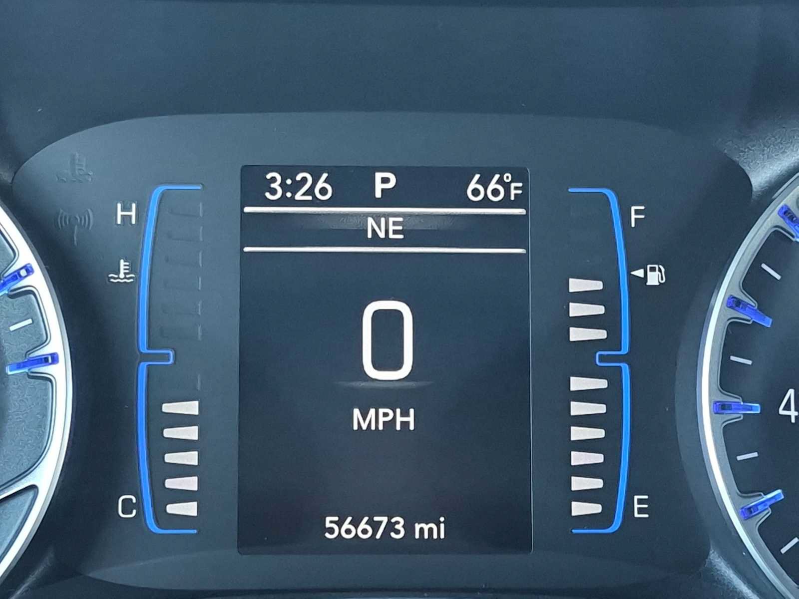 Used 2019 Chrysler Pacifica Touring Plus w/ S Appearance Package FWD image 31