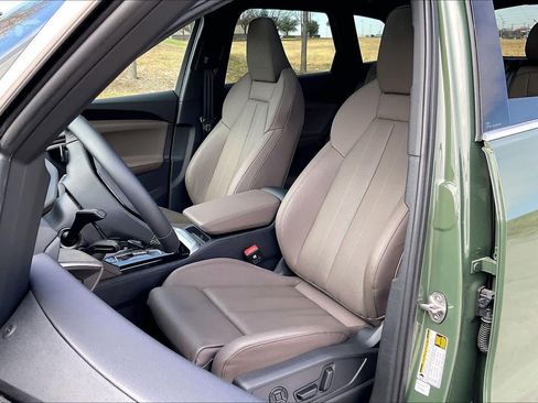 Certified 2025 Audi Q5 Premium Plus w/ Premium Plus image 8