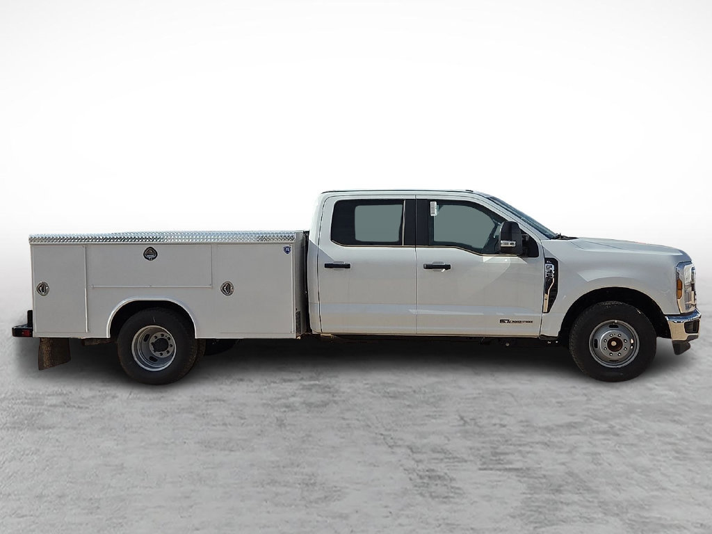 New 2025 Ford F350 XL w/ XL Chrome Package RWD image 12