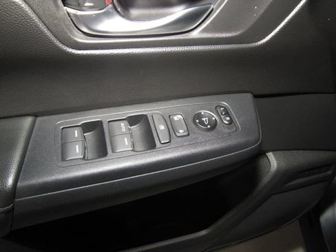 Certified 2025 Honda CR-V LX image 10