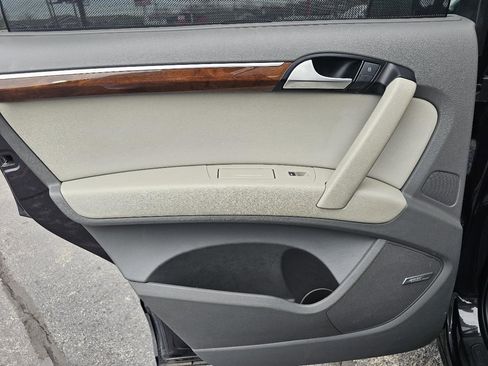 Used 2013 Audi Q7 TDI Premium Plus w/ Warm Weather Pkg image 54