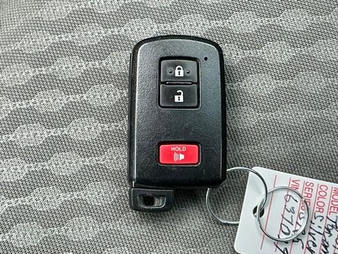 Used 2023 Toyota Tacoma SR5 w/ Technology Package AWD/4WD image 18