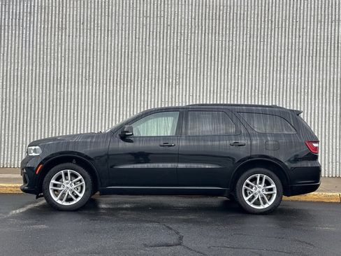 Used 2023 Dodge Durango GT image 2