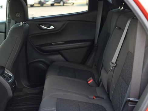 Used 2021 Chevrolet Blazer LT image 35