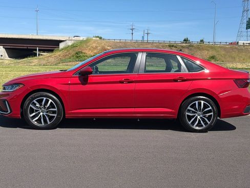 New 2026 Volkswagen Jetta SE FWD image 6