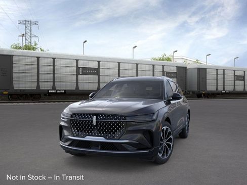 New 2026 Lincoln Nautilus Reserve image 2