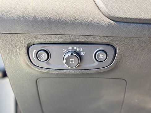 Used 2023 Buick Encore GX Preferred w/ Cold Weather Comfort Package AWD/4WD image 21