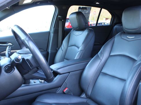 Used 2023 Cadillac XT4 Sport w/ Sun And Sound Package AWD/4WD image 16