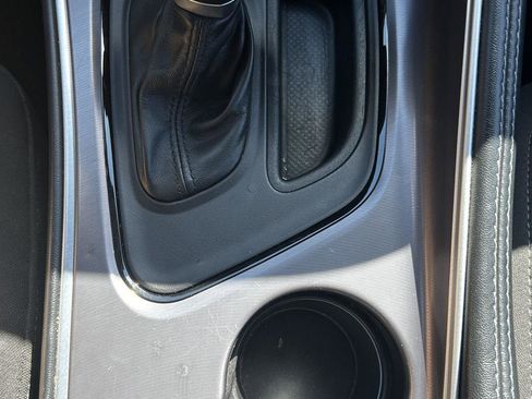 Used 2022 Dodge Challenger GT image 8