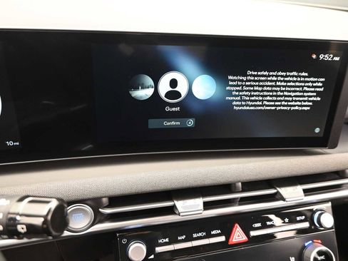 New 2026 Hyundai Tucson Limited image 17