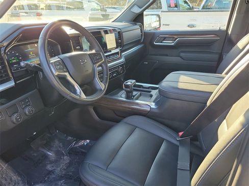 Used 2023 Chevrolet Silverado 1500 RST w/ Convenience Package II image 16