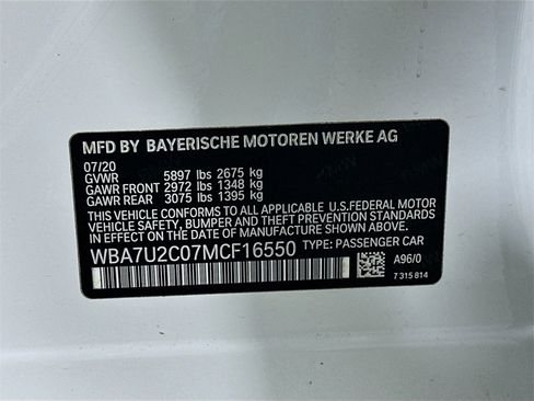 Used 2021 BMW 750i xDrive w/ Executive Package image 37