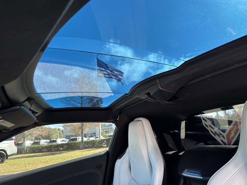 Used 2020 Chevrolet Corvette Stingray Coupe w/ 1LT image 17