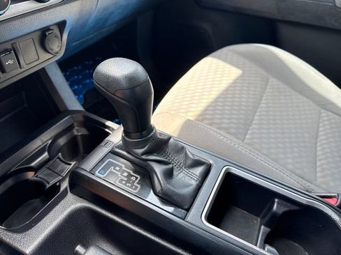 Used 2021 Toyota Tacoma SR w/ SR Convenience Package RWD image 27