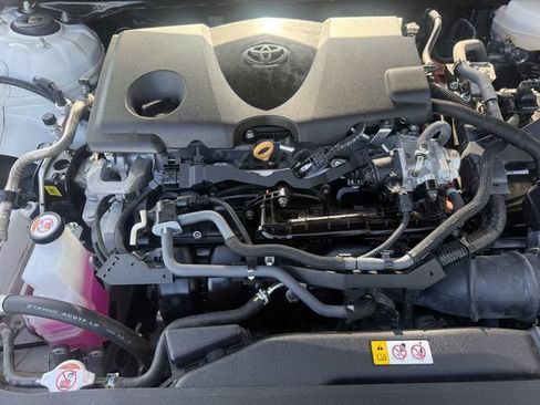 Used 2025 Toyota Camry SE FWD image 34