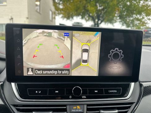 Used 2024 Nissan Altima 2.0 SR image 21