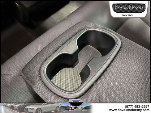 Used 2025 Toyota Corolla LE FWD image 14