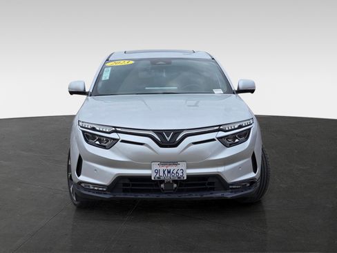 Used 2023 VinFast VF 8 Plus image 2