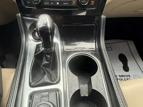Used 2016 Nissan Maxima Platinum FWD image 15