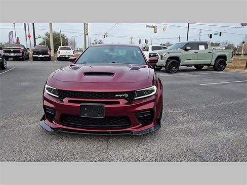 Used 2022 Dodge Charger SRT Hellcat w/ Harman/Kardon Audio Group image 16