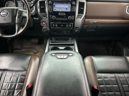 Used 2018 Nissan Titan Platinum Reserve w/ Platinum Utility Package image 4
