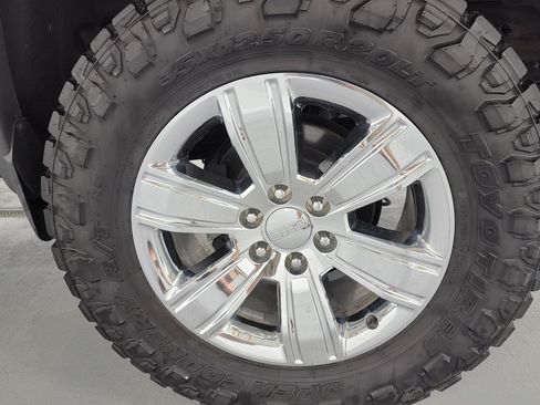 Used 2018 GMC Sierra 1500 SLT AWD/4WD image 11