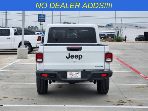 New 2026 Jeep Gladiator Mojave AWD/4WD image 8