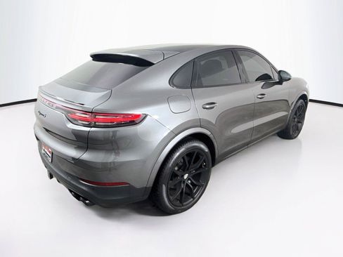 Used 2020 Porsche Cayenne AWD/4WD image 5