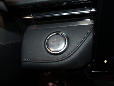 New 2026 Lincoln Nautilus Premier image 14