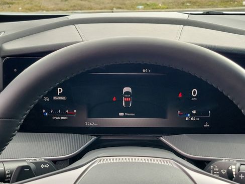 Used 2025 Nissan Murano SV image 31