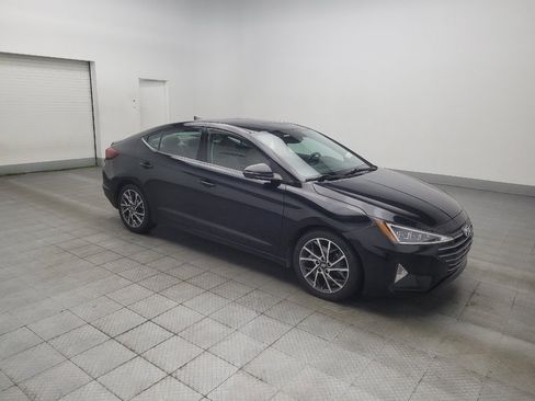 Used 2019 Hyundai Elantra Limited FWD image 11