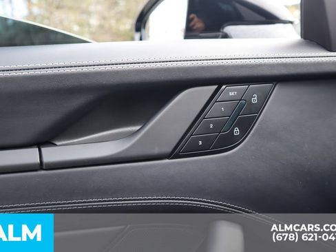 Used 2025 Porsche 911 Carrera 4 GTS image 15