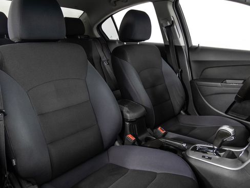 Used 2012 Chevrolet Cruze LT w/ RS Package image 27