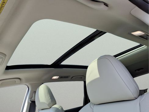 New 2026 Subaru Ascent Limited image 9