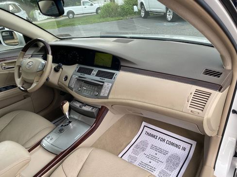 Used 2008 Toyota Avalon Limited FWD image 31